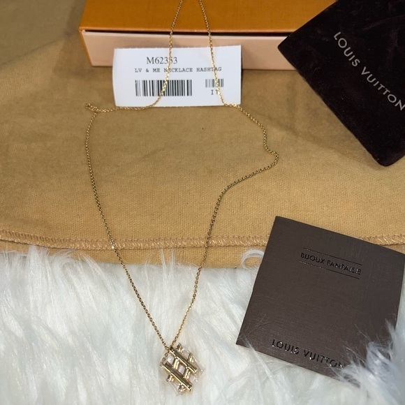 lv &me necklace hashtag - Picture 15 of 17